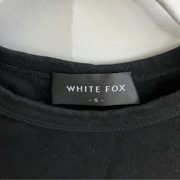 White Fox Black Graphic Tee Size Small - Picture 2 of 3